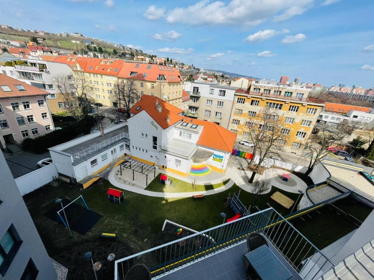 New Luxury City Centre Apartment With Panoramic View, Free Parking Bratislava Exterior foto